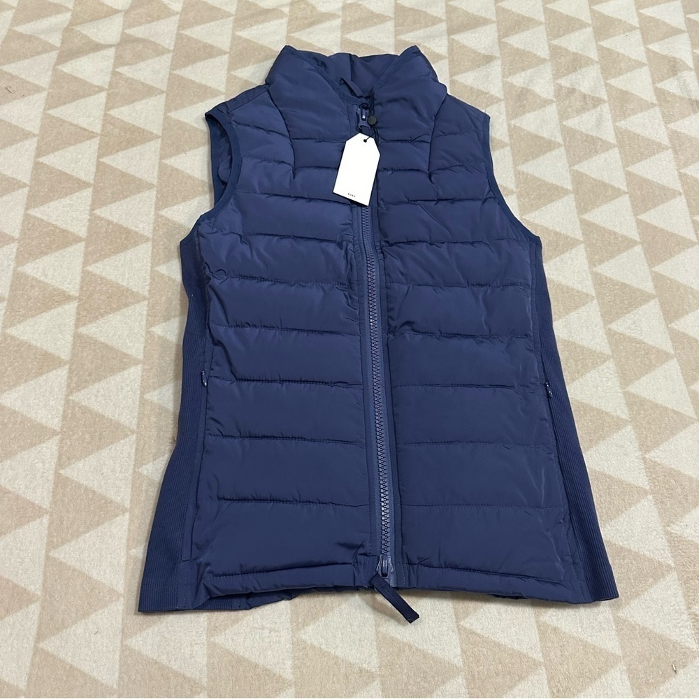 Universal standard sport puffer vest blue